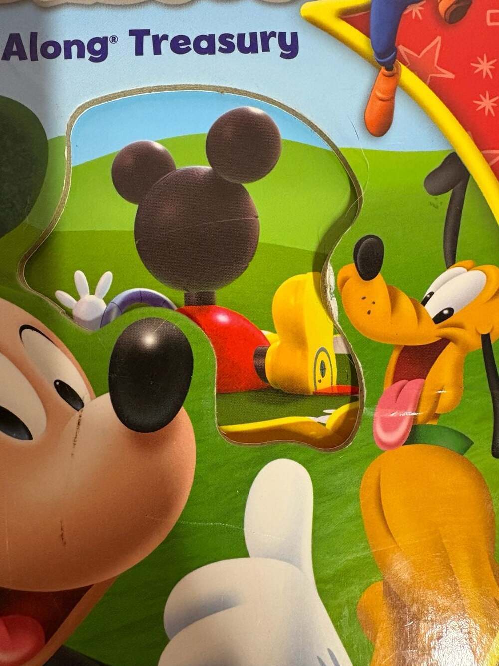 Disney Mickey Mouse Clubhouse: A CarryAlong Treasury Board Book - Picture 3 of 5
